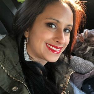 Meet your Posher, Natasha